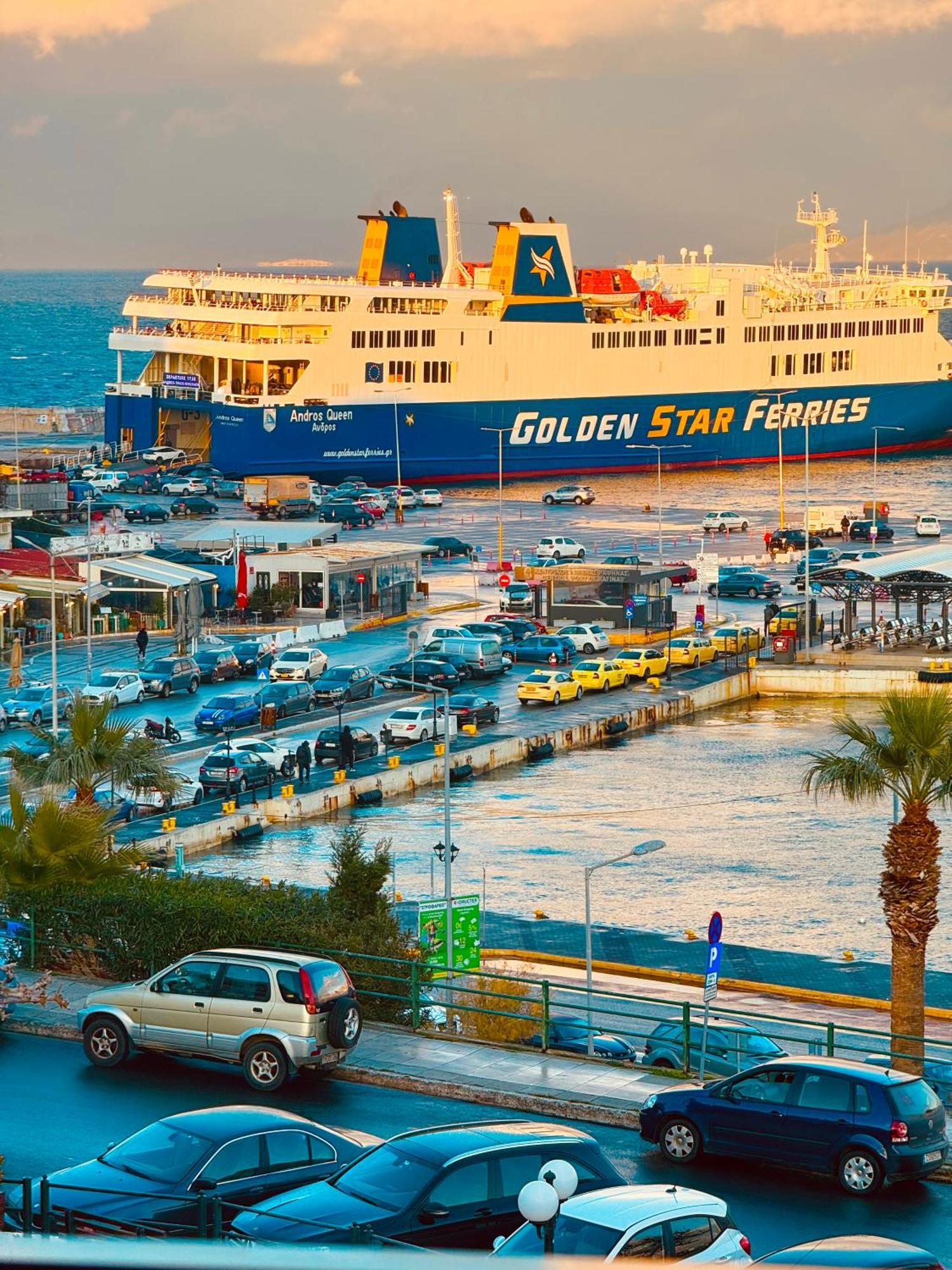 Апартаменты Blue Horizon Gem On The Port Рафина Экстерьер фото